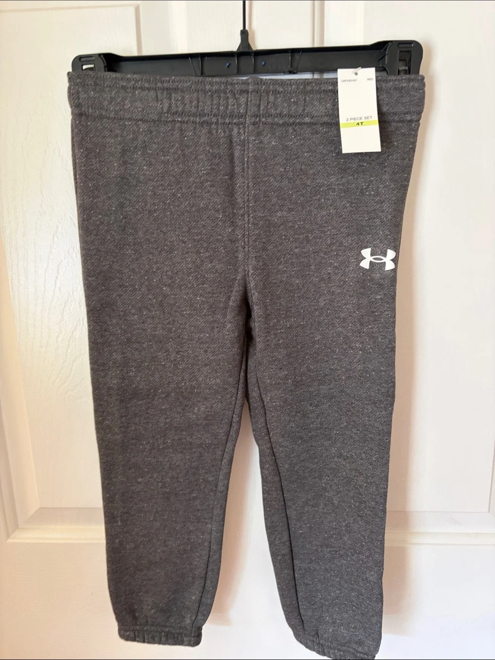 Under Armour Red Long-Sleeve Kids' Graphic Tee Fleece Pants 2pc Set